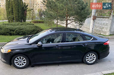 Седан Ford Fusion 2014 в 