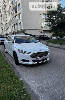 Седан Ford Fusion 2012 в Львове