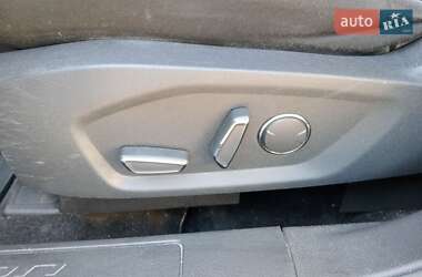 Седан Ford Fusion 2014 в 