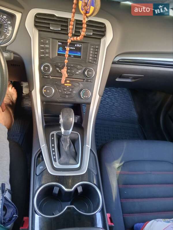 Седан Ford Fusion 2014 в Стрые