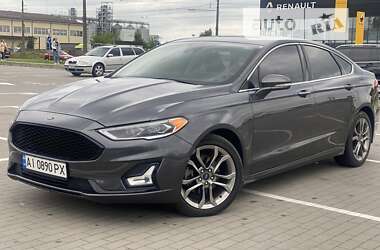 Ford Fusion 2019