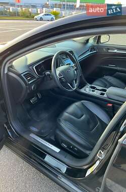 Седан Ford Fusion 2016 в Одессе