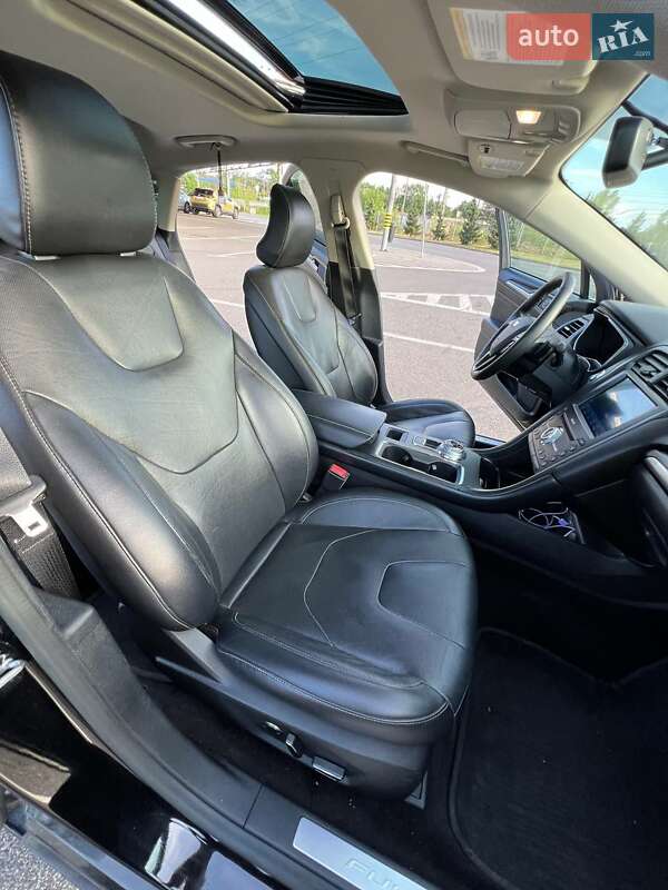 Седан Ford Fusion 2016 в Одесі