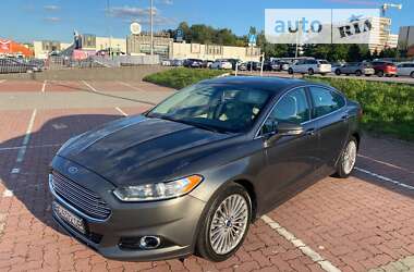 Седан Ford Fusion 2014 в Заліщиках