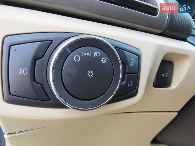 Седан Ford Fusion 2013 в Кропивницькому