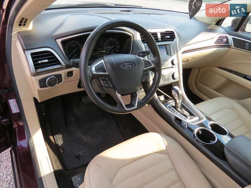 Седан Ford Fusion 2013 в Кропивницькому