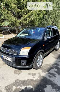 Хэтчбек Ford Fusion 2005 в Томашполе