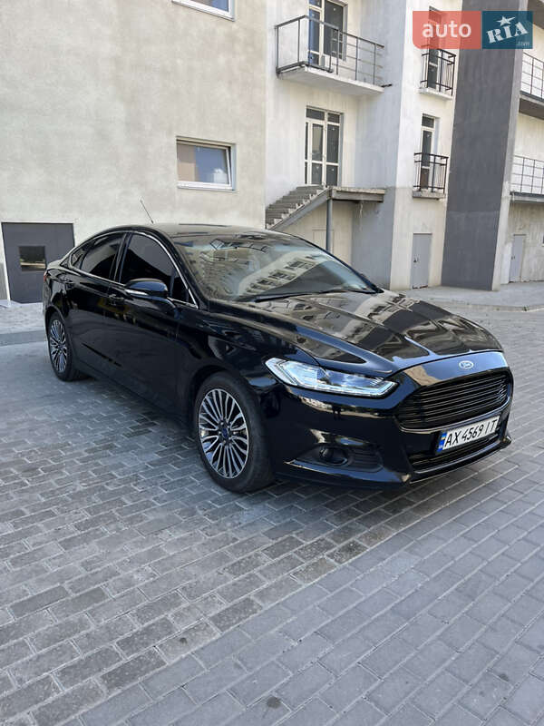 Седан Ford Fusion 2016 в Харкові