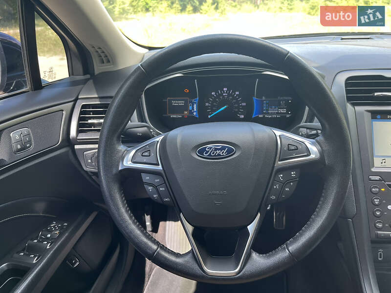 Седан Ford Fusion 2018 в Киеве