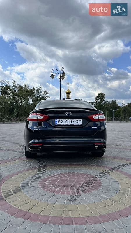 Седан Ford Fusion 2016 в Харкові