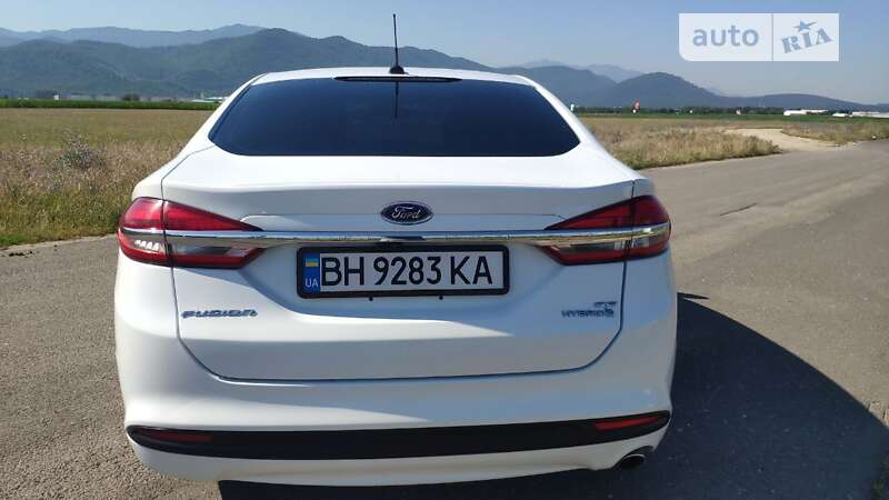Седан Ford Fusion 2017 в Одесі