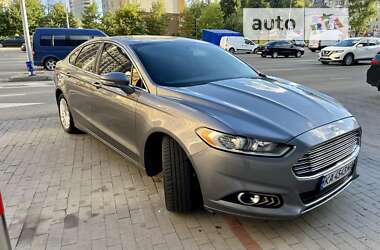 Седан Ford Fusion 2013 в Києві