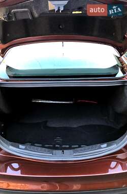 Седан Ford Fusion 2015 в 