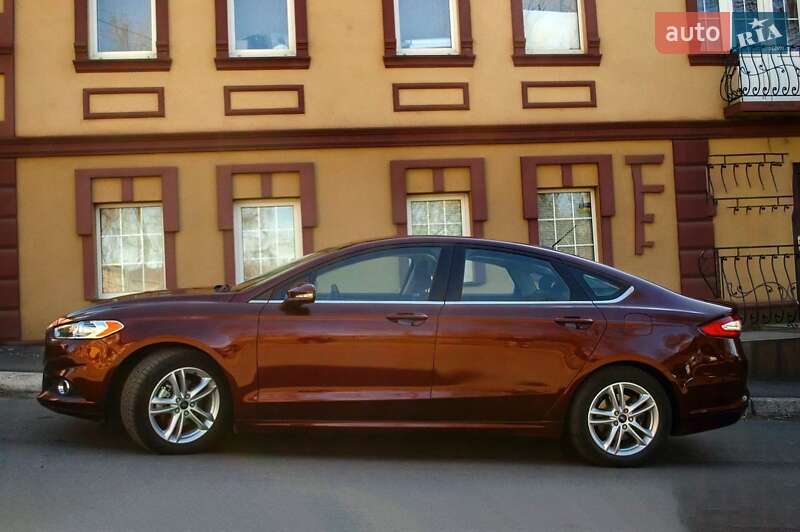 Седан Ford Fusion 2015 в Кривом Роге