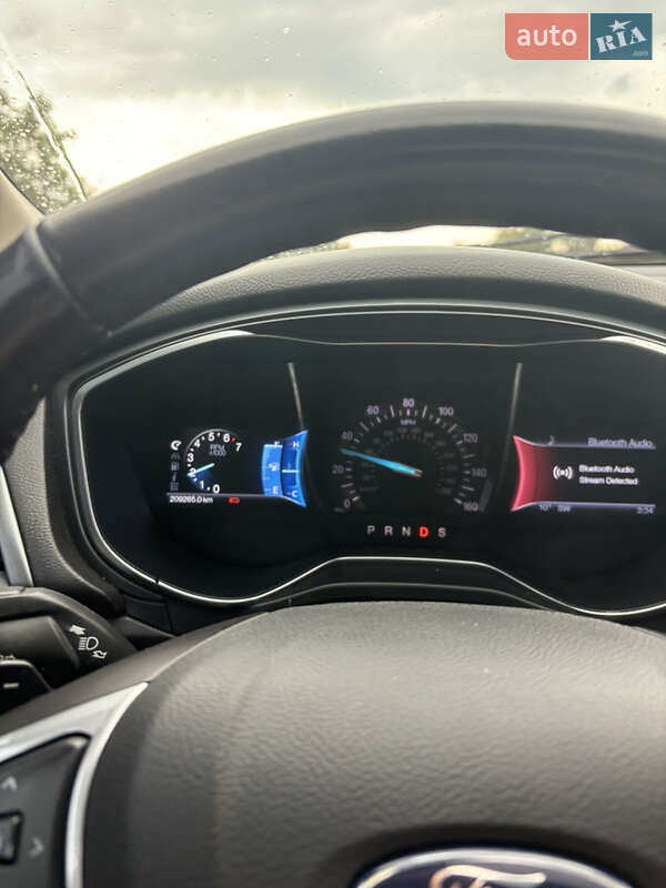 Седан Ford Fusion 2013 в Гайсину