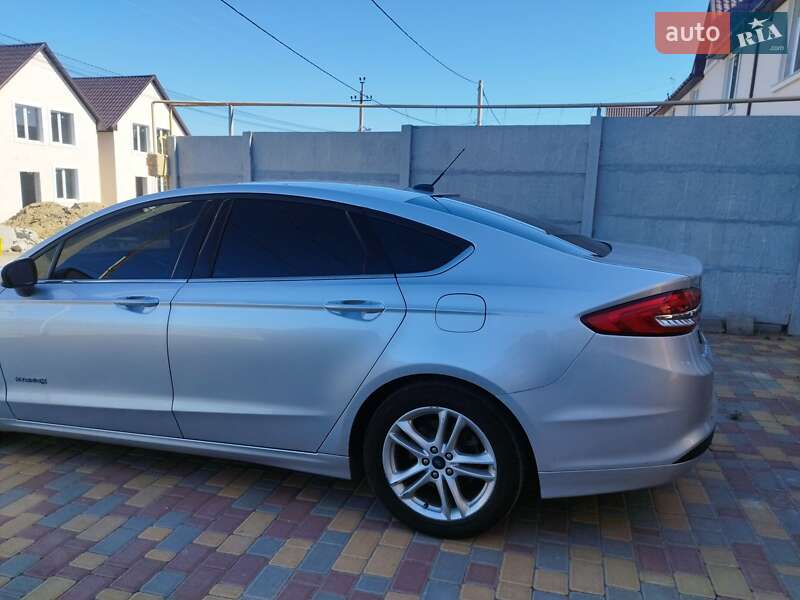 Седан Ford Fusion 2018 в Одессе