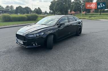 Ford Fusion 2016