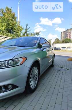 Седан Ford Fusion 2014 в Виннице