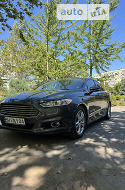 Седан Ford Fusion 2015 в Одесі