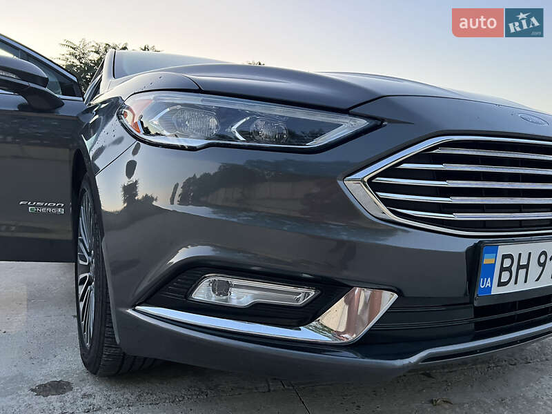 Седан Ford Fusion 2016 в Одесі
