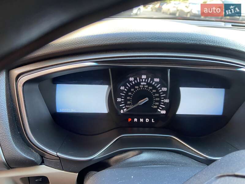 Седан Ford Fusion 2016 в Києві