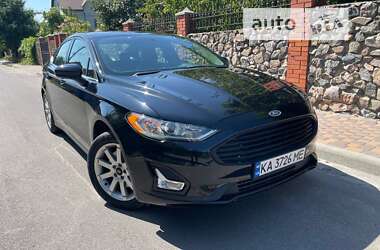 Седан Ford Fusion 2020 в Києві