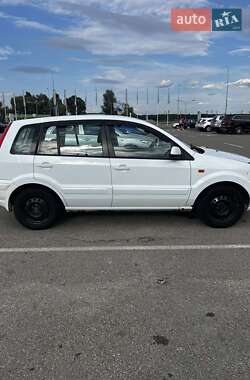 Хэтчбек Ford Fusion 2010 в Киеве
