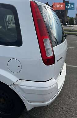 Хэтчбек Ford Fusion 2010 в Киеве