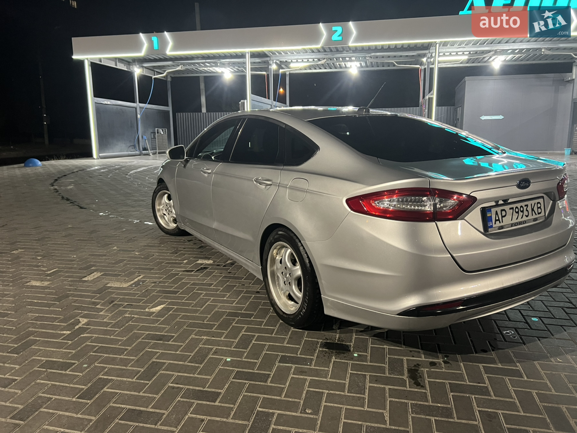 2012 Ford Fusion - мініатюра 17