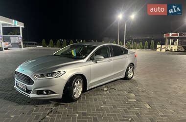 Седан Ford Fusion 2012 в Черкасах