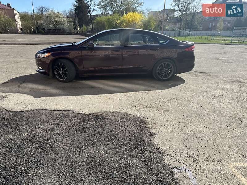 Седан Ford Fusion 2018 в Рівному
