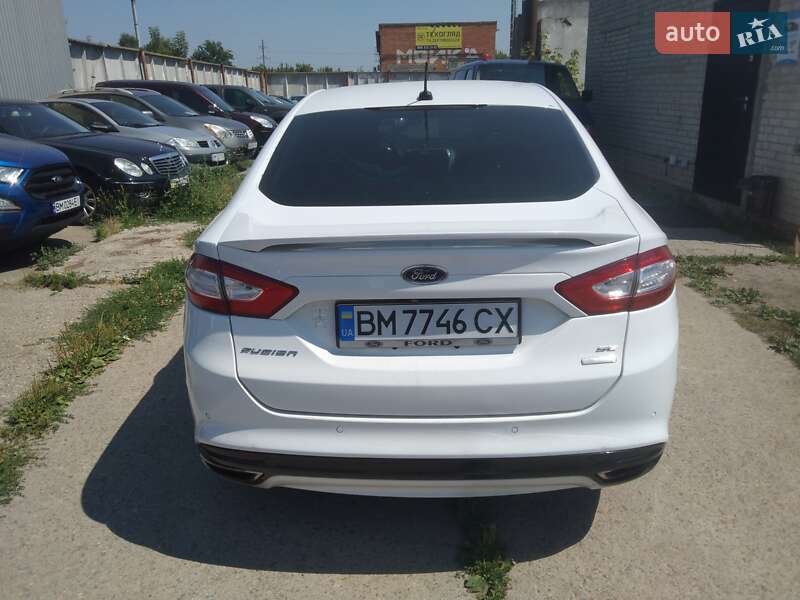 Седан Ford Fusion 2016 в Сумах