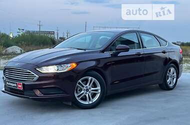 Седан Ford Fusion 2018 в Львові