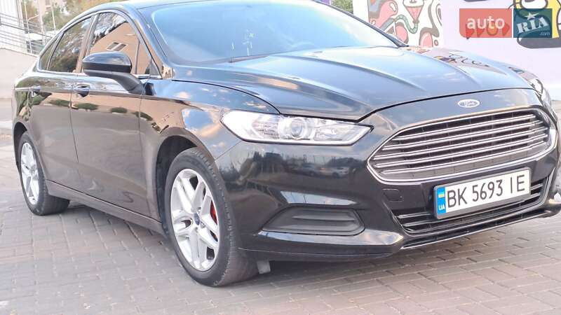 Седан Ford Fusion 2016 в Луцке