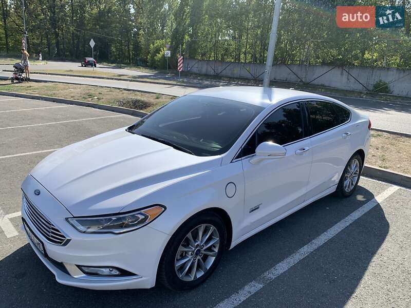 Ford Fusion 2017