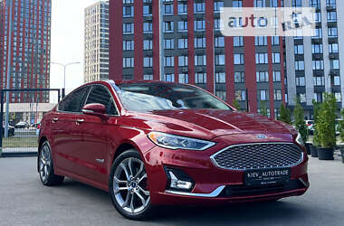 Седан Ford Fusion 2019 в Киеве