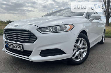 Седан Ford Fusion 2013 в Миколаєві