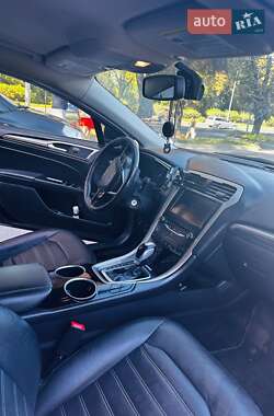 Седан Ford Fusion 2013 в Львове
