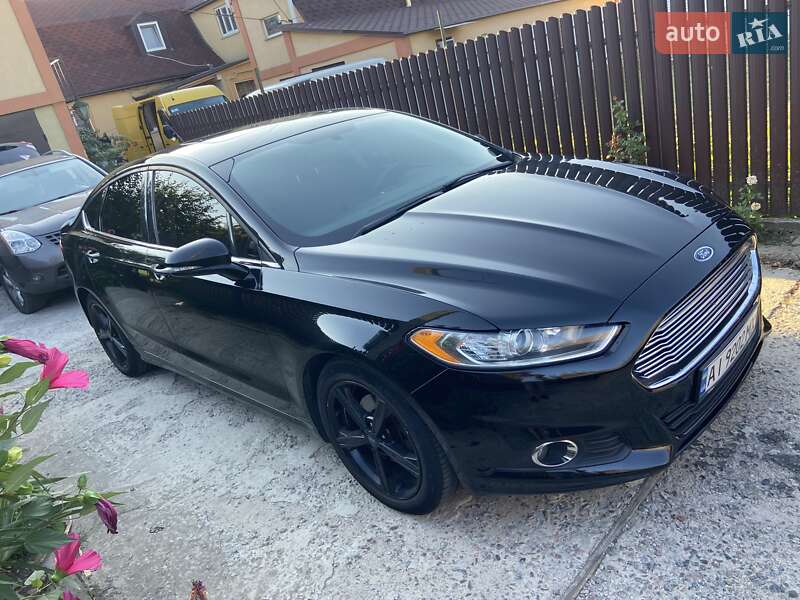 Седан Ford Fusion 2015 в Києві