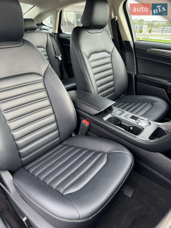 Седан Ford Fusion 2020 в Хмельницькому фото 9 Седан Ford Fusion 2020 в Хмельницькому