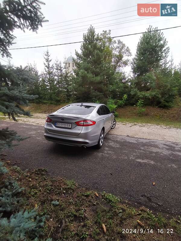 Седан Ford Fusion 2015 в Тернополе
