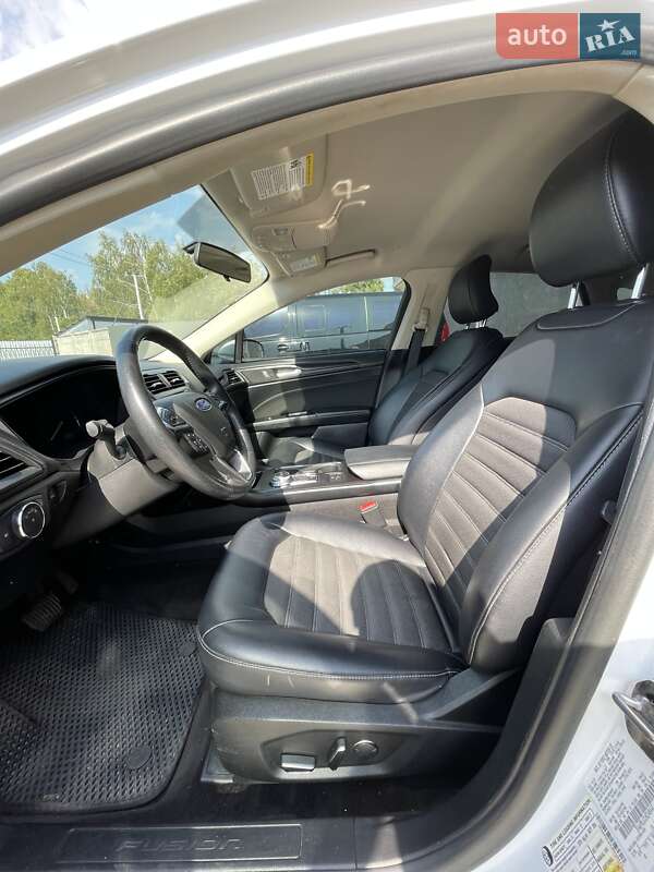 Седан Ford Fusion 2018 в Києві