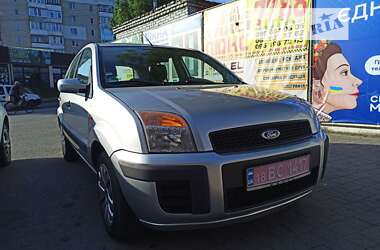 Хэтчбек Ford Fusion 2006 в Дубно