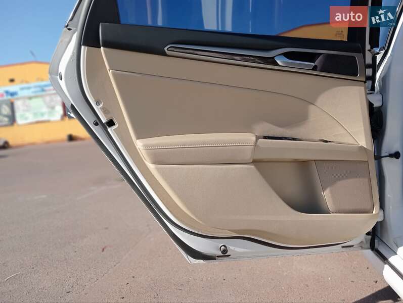 Седан Ford Fusion 2016 в Житомире