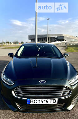 Ford Fusion 2015