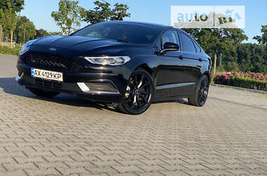 Седан Ford Fusion 2019 в Харкові