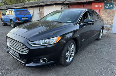 Ford Fusion 2015