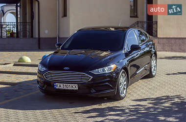 Седан Ford Fusion 2017 в 
