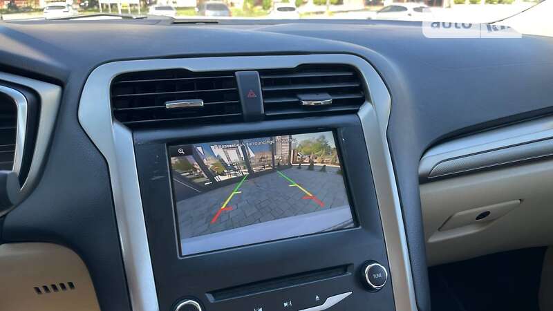 Седан Ford Fusion 2015 в Львове