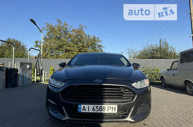 Седан Ford Fusion 2015 в Василькові